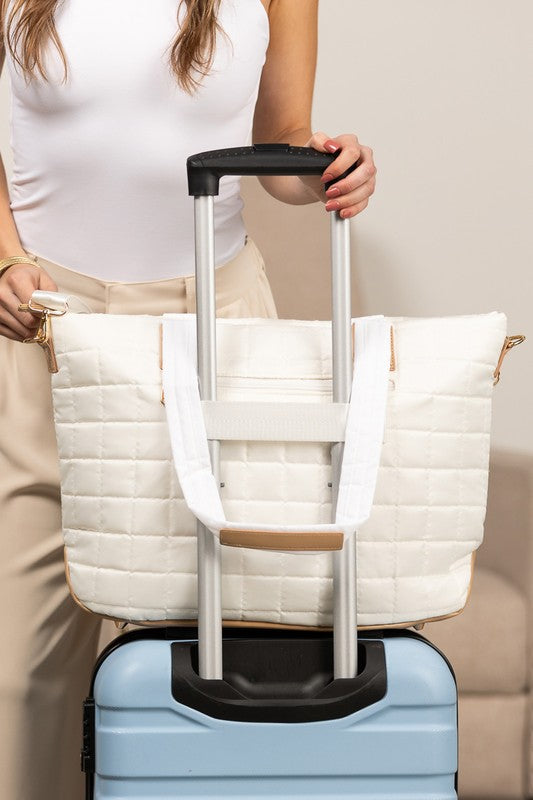 Mila Quilted Traveler Tote with Mini Clutch – Travel Bag