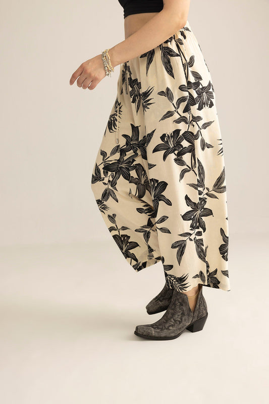 Zen Garden Women's Pants in White & Black