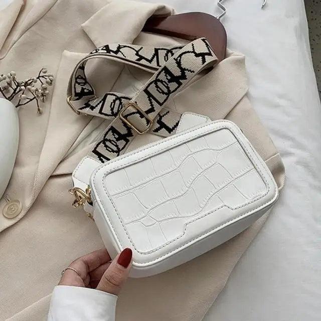 Retro Waist Fanny Pack Purse Leather with Gold Chain